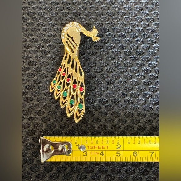 Stunning Vintage Peacock Brooch Gold Tone with Sparkling Rhinestones - Picture 6 of 9